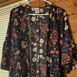 Black floral kimono